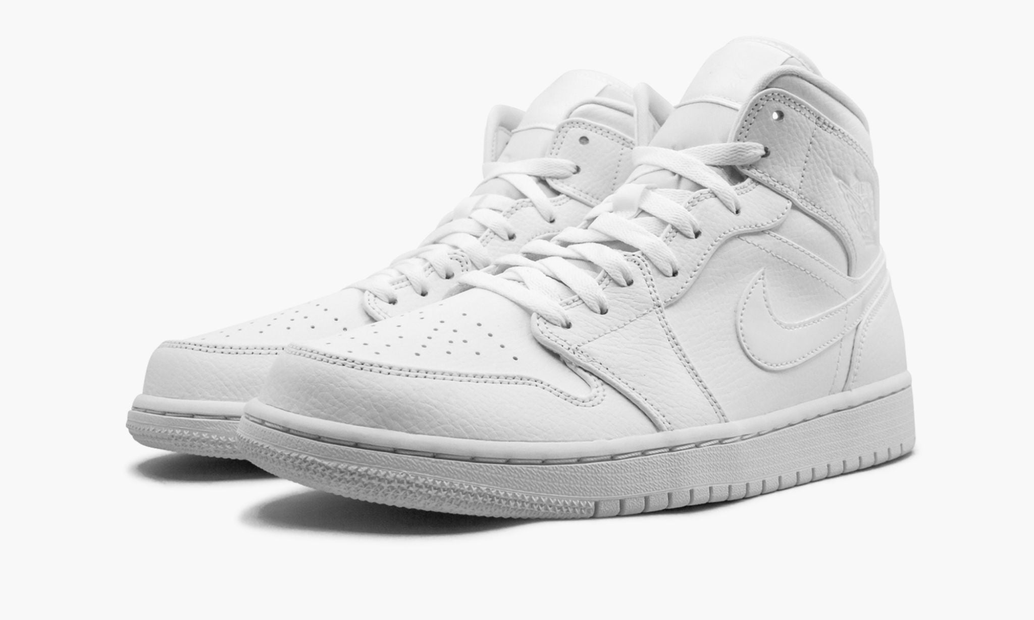 air-jordan-1-mid-_26_238220triple-white_26_238221-7318-6uxei.jpg