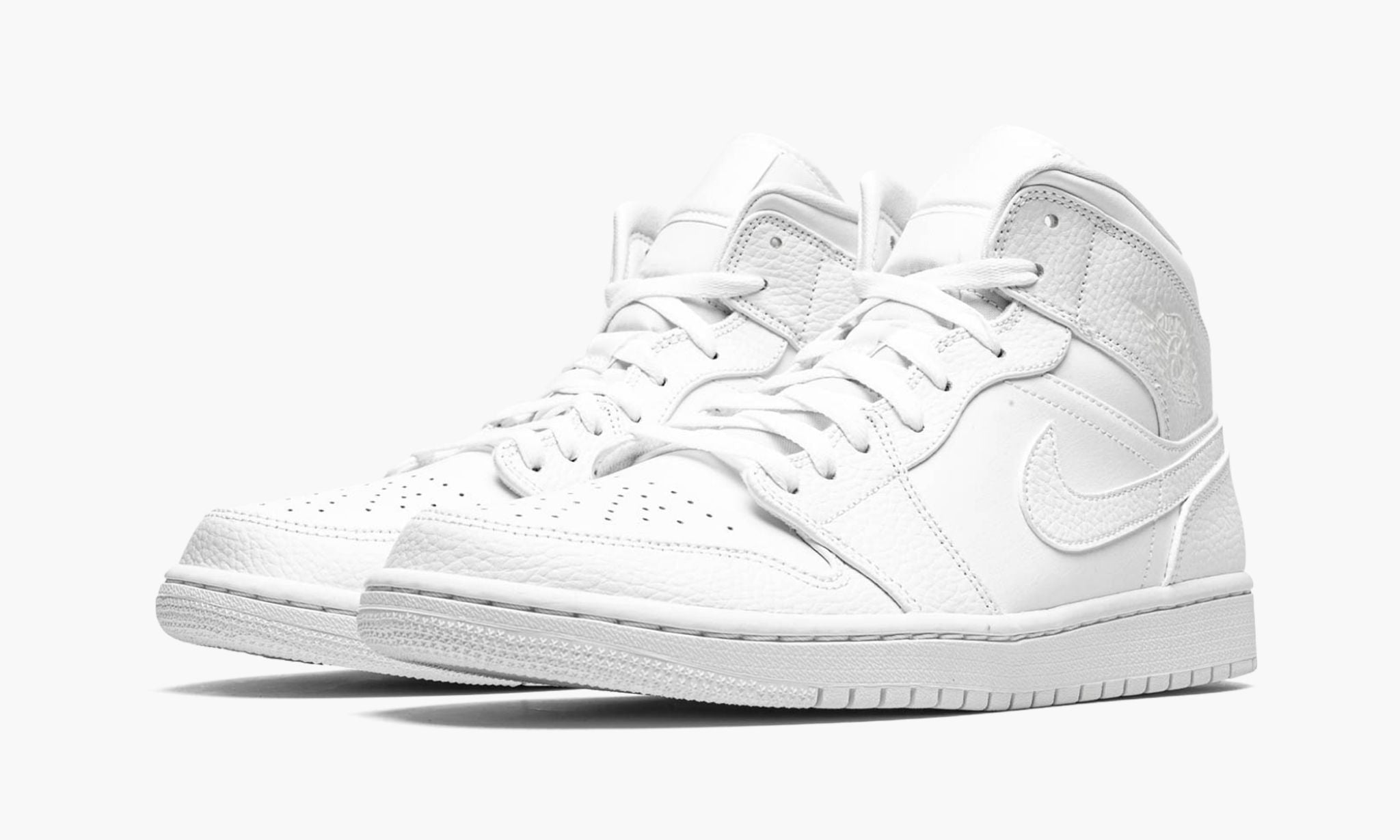 air-jordan-1-mid-_26_238220triple-white_26_238221-7842-dzus2.jpg