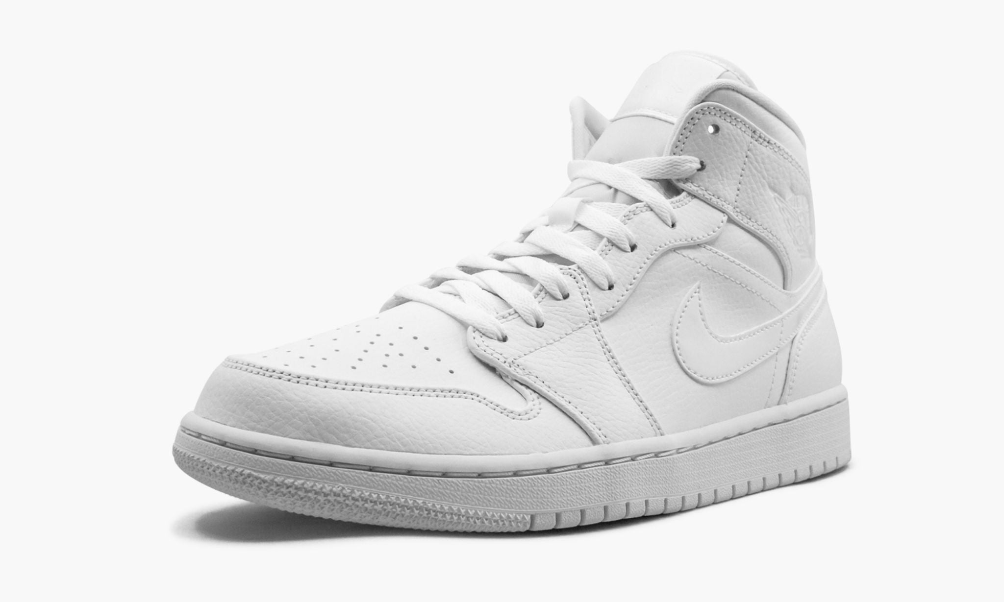 air-jordan-1-mid-_26_238220triple-white_26_238221-8035-ihjiz.jpg