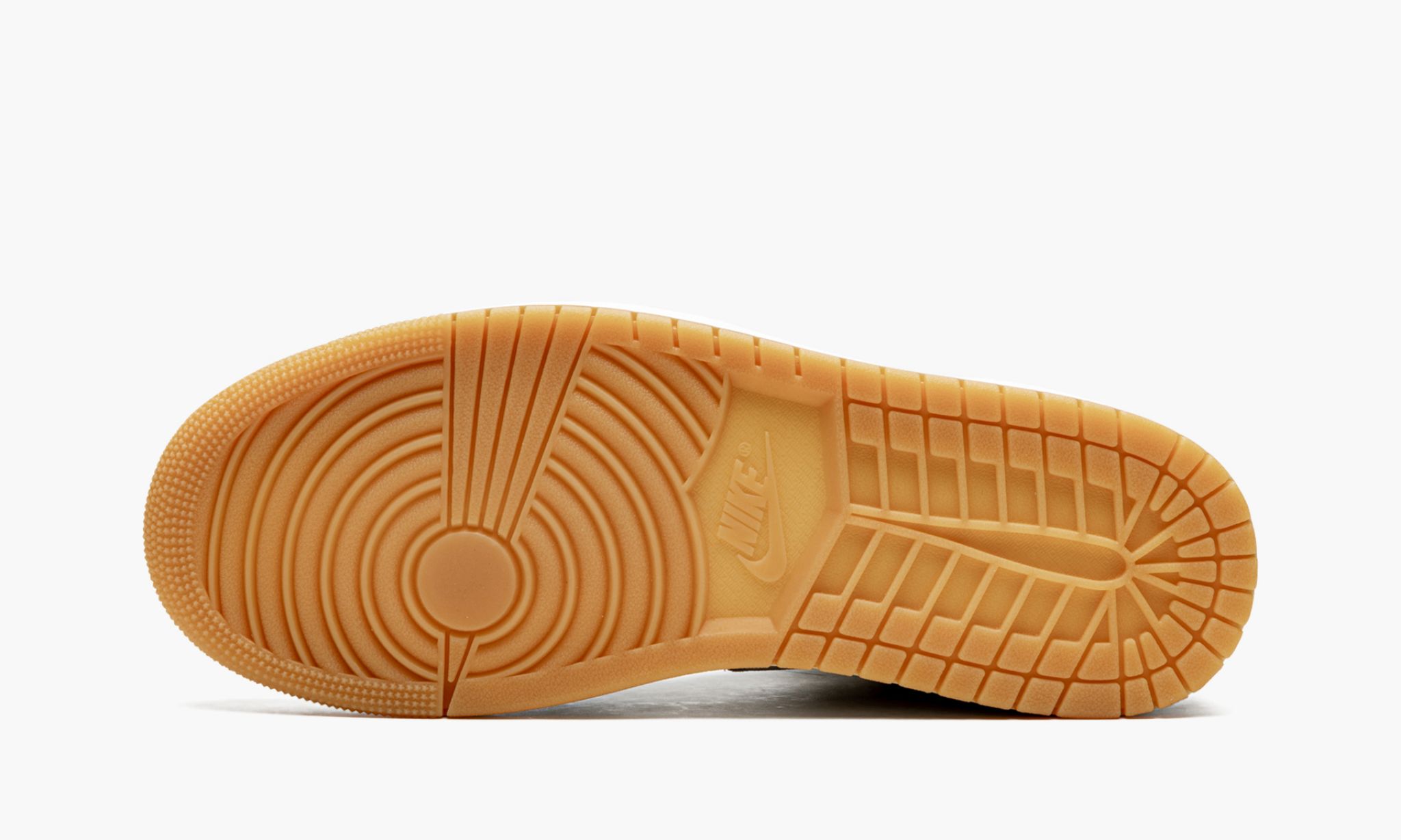 air-jordan-1-mid-se-_26_238220coconut-milk_26_238221-9755-mechk.jpg