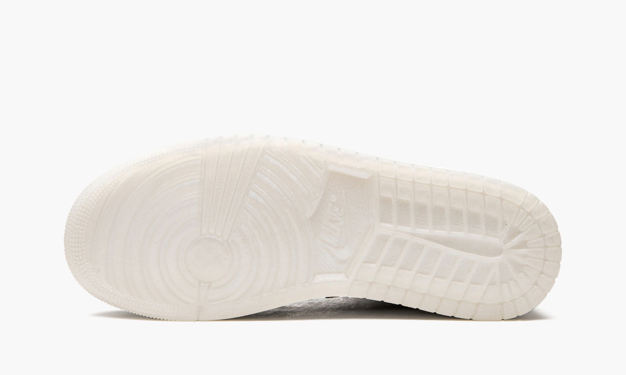 air-jordan-1-mid-se-_26_238220diamond_26_238221-6850-hlsok.jpg