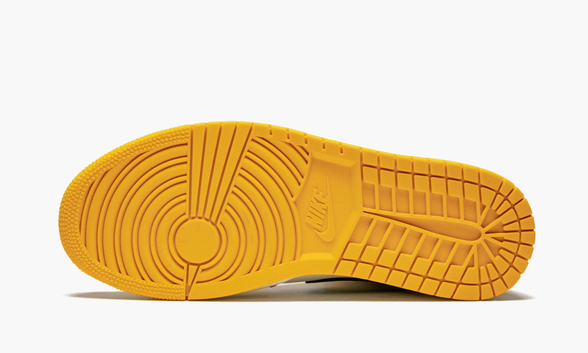 air-jordan-1-mid-se-_26_238220lakers_26_238221-4572-t0sx0.jpg