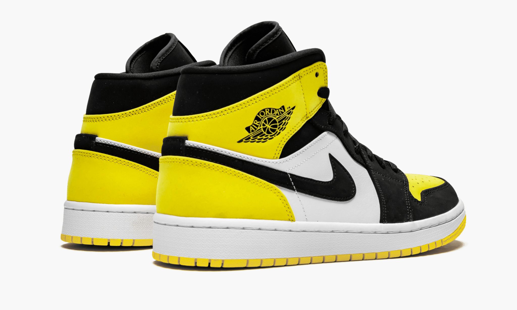 air-jordan-1-mid-se-_26_238220yellow-toe_26_238221-3266-p5qd9.jpg