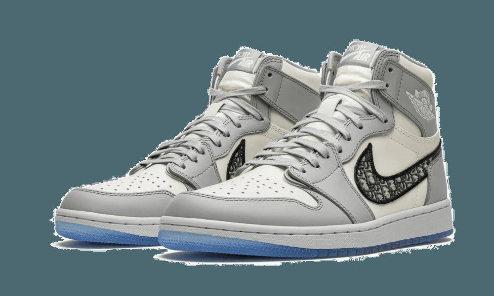 air-jordan-1-retro-high-cn8607-4974-yb7ve.jpg