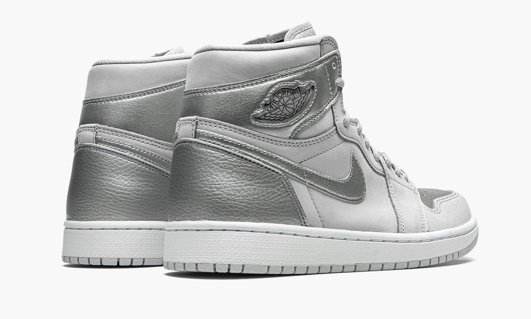air-jordan-1-retro-high-co.jp-_26_238220metallic-silver_26_238221-5781-hv54o.jpg