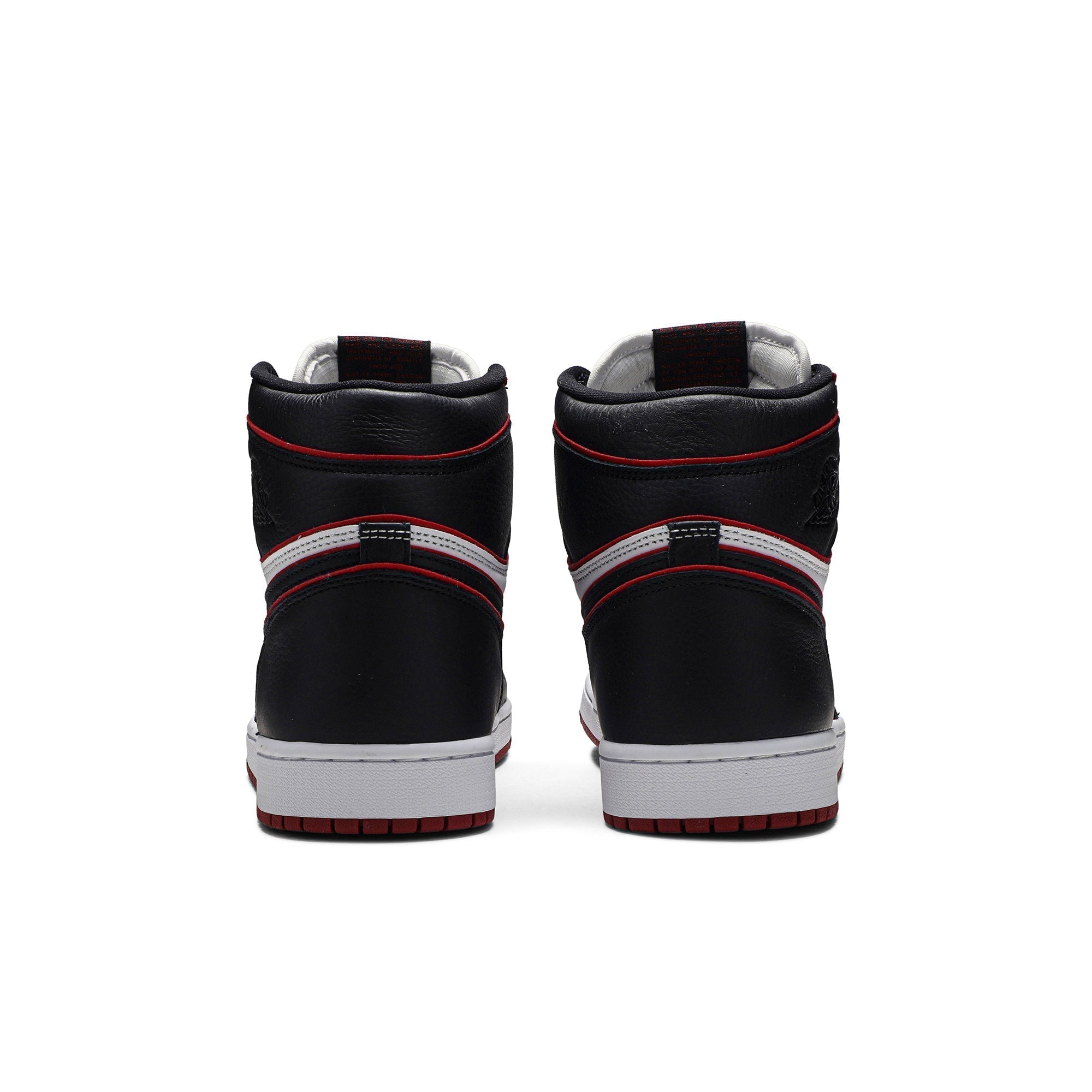 air-jordan-1-retro-high-og-_26_238216bloodline_26_238217-555088-062-5921-hsfkn.jpg