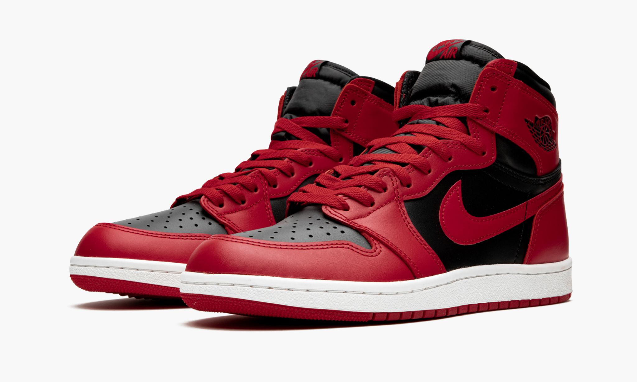 air-jordan-1-retro-high-og-_26_23821785-_26_238220varsity-red_26_238221-3741-hoolk.jpg