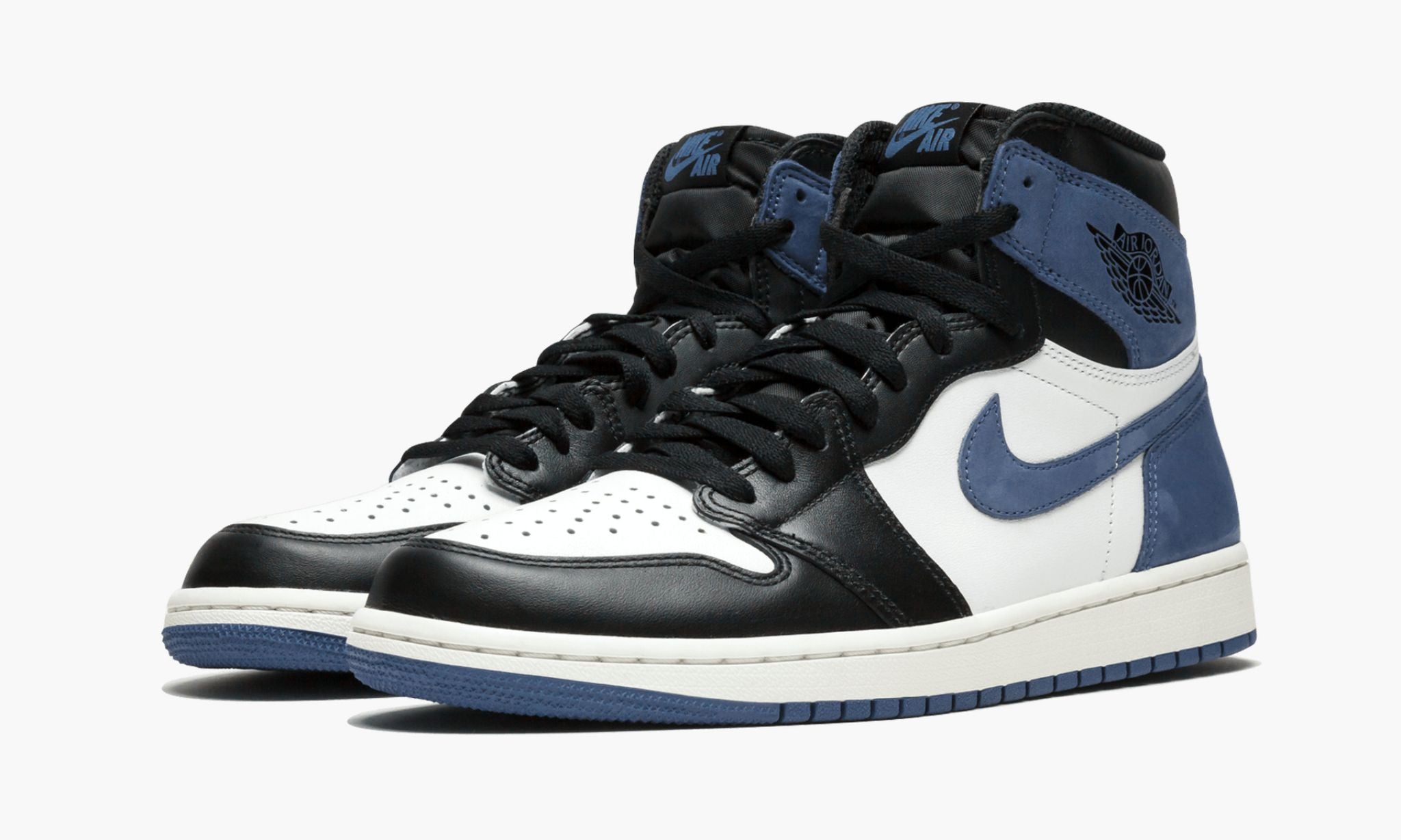air-jordan-1-retro-high-og-_26_238220blue-moon_26_238221-3926-eacy1.jpg