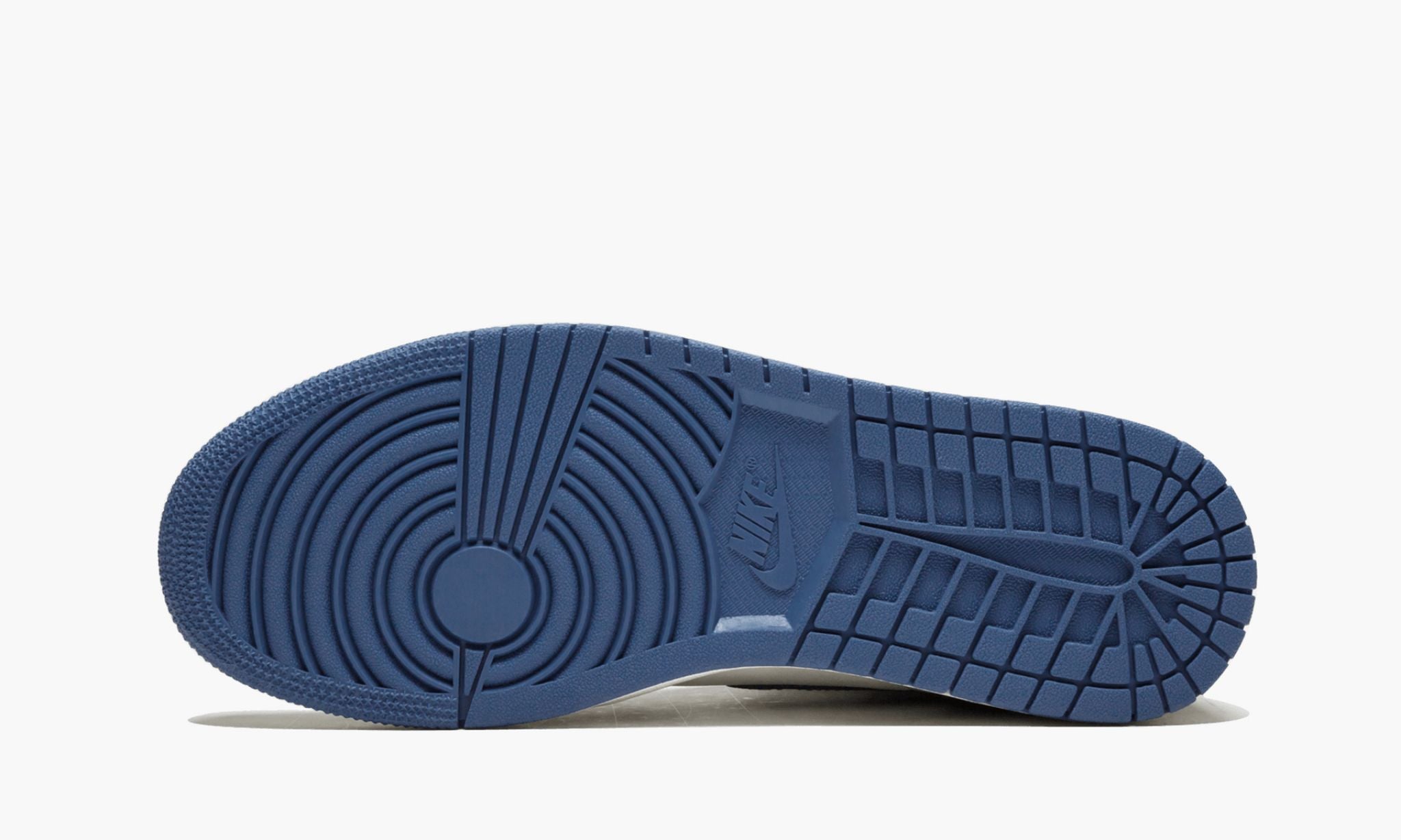 air-jordan-1-retro-high-og-_26_238220blue-moon_26_238221-4626-idn6x.jpg