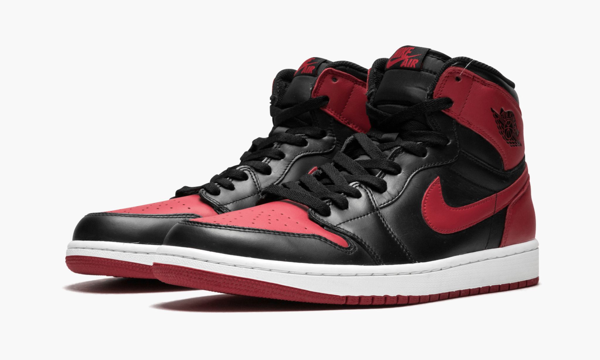 air-jordan-1-retro-high-og-_26_238220bred_26_238221-4827-goujt.jpg