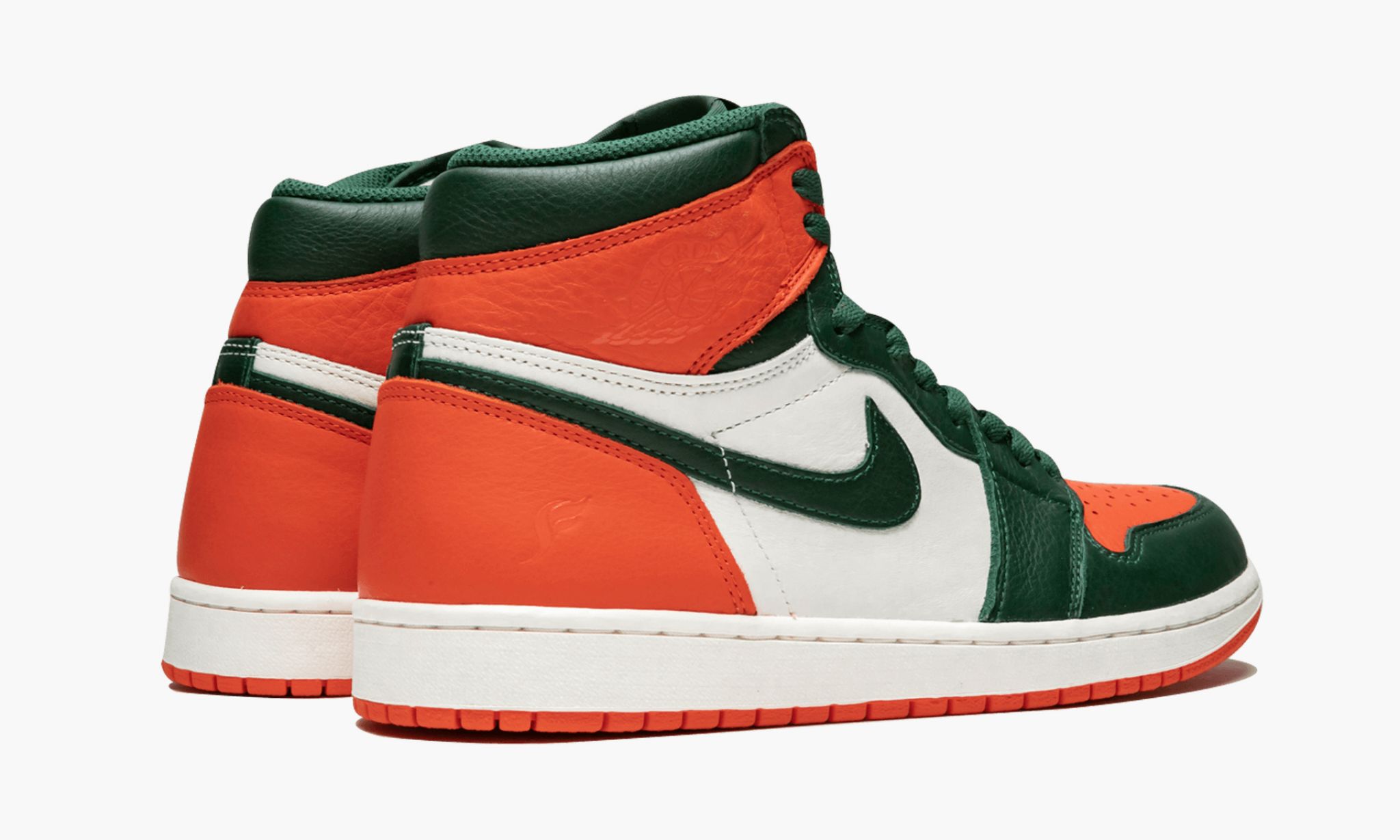 air-jordan-1-retro-high-og-_26_238220solefly_26_238221-4681-9orfb.jpg