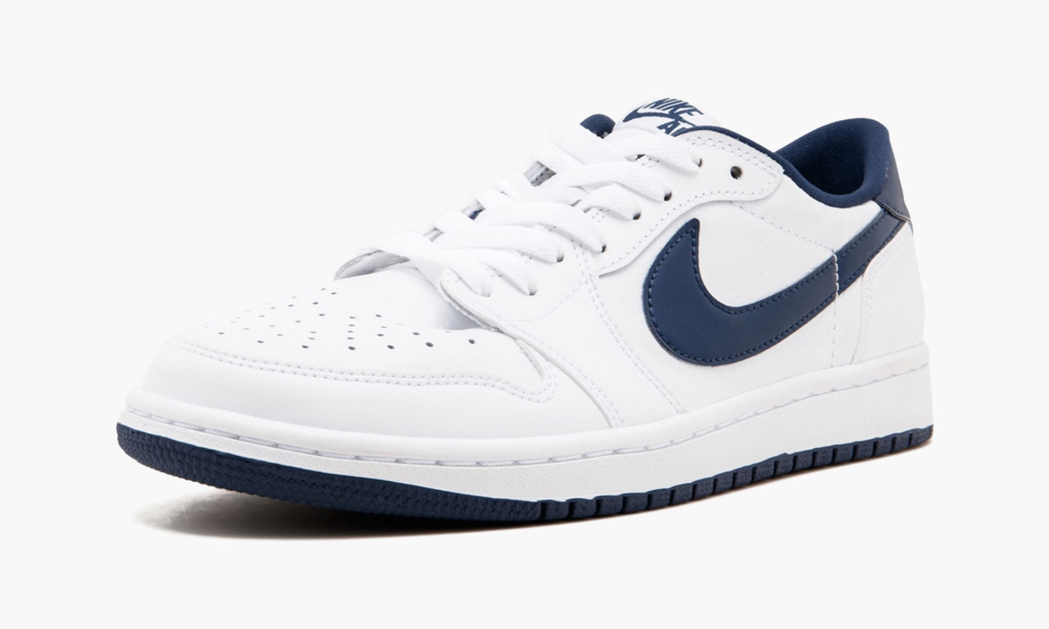 air-jordan-1-retro-low-og-7718-y4x2x.jpg