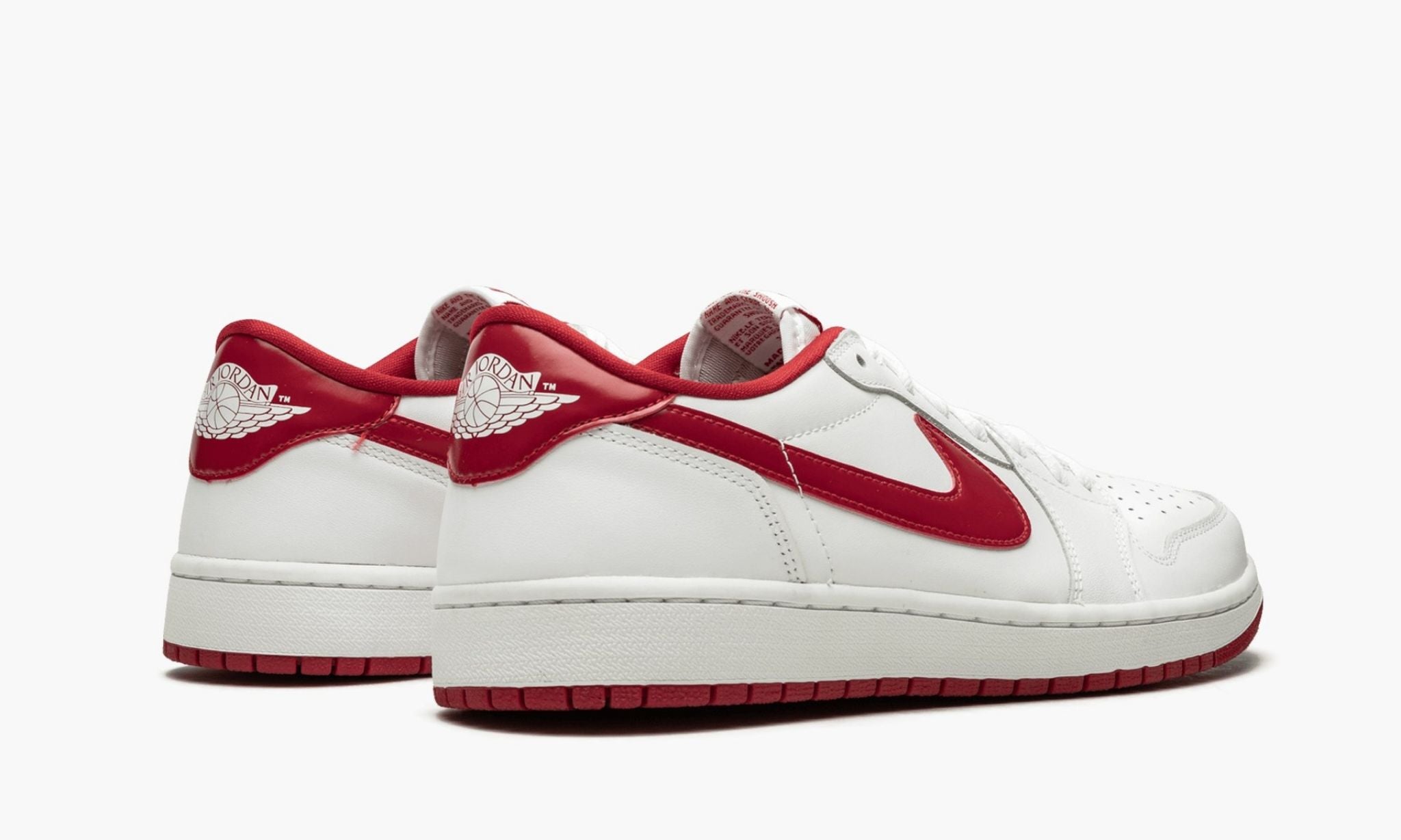 air-jordan-1-retro-low-og-_26_238220white-varsity-red_26_238221-2827-hop9m.jpg