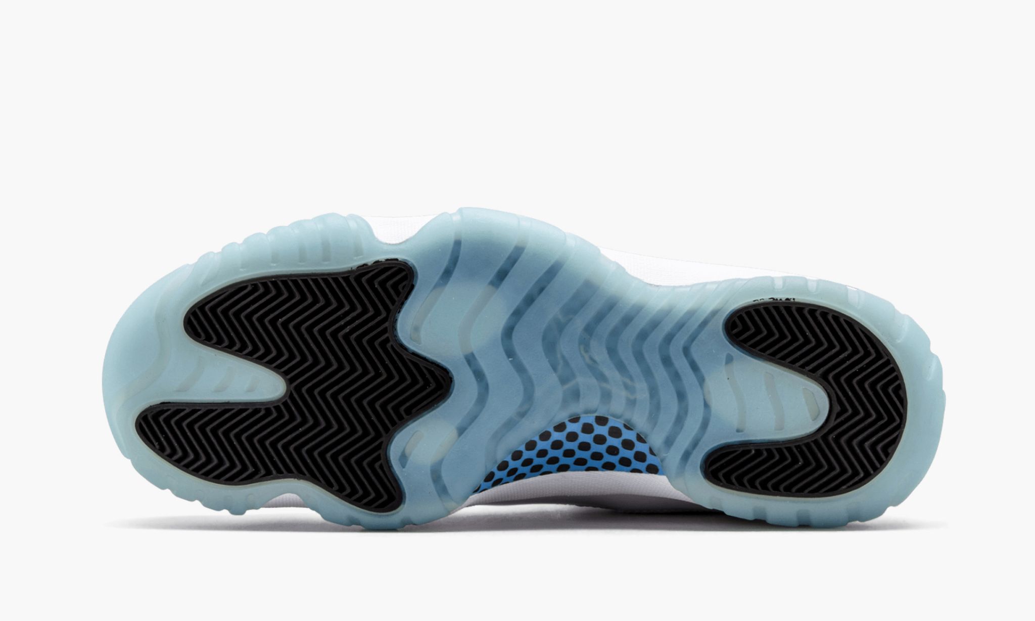air-jordan-11-retro-_26_238220legend-blue_26_238221-9709-jcgnq.jpg