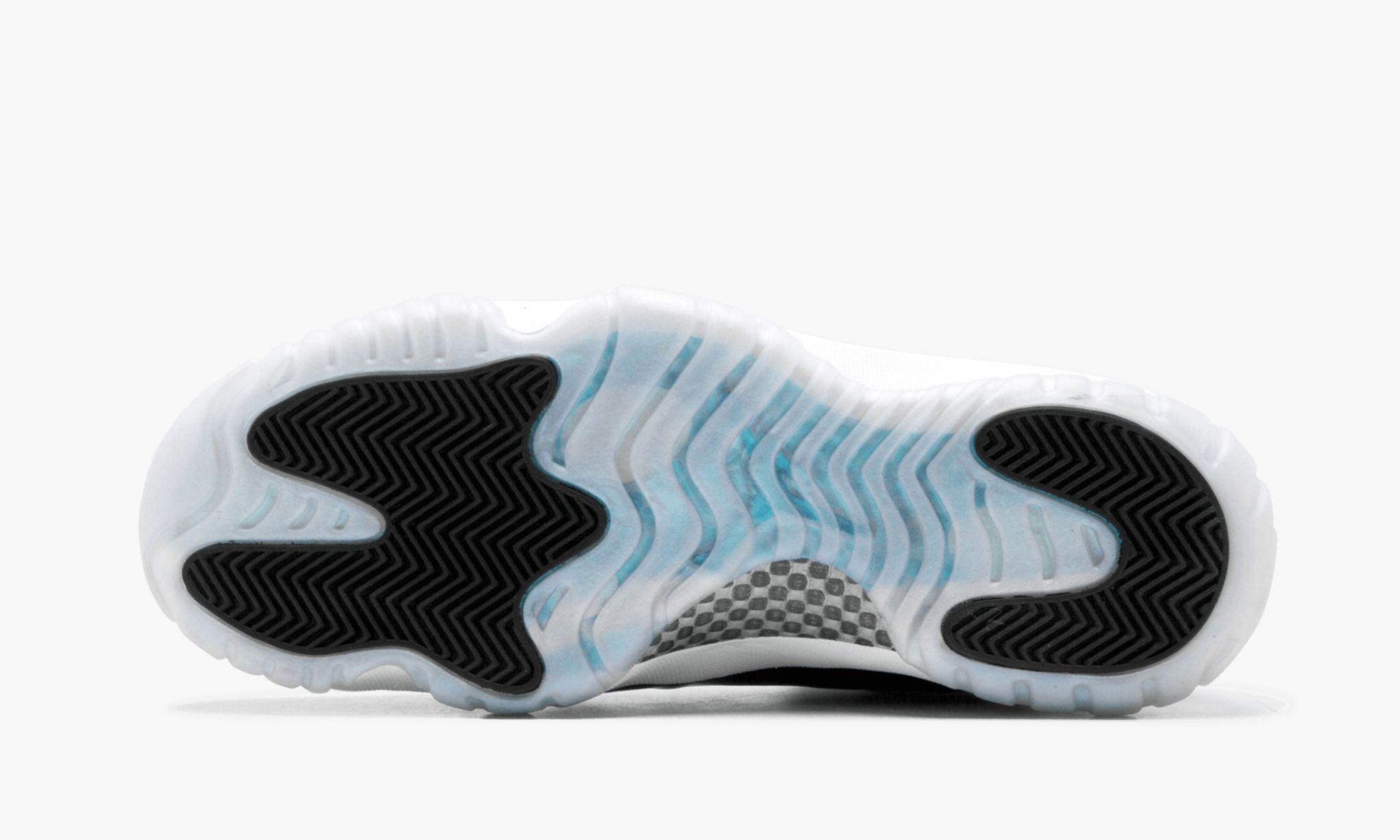 air-jordan-11-retro-low-_26_238220easter-emerald_26_238221-2325-zngqh.jpg