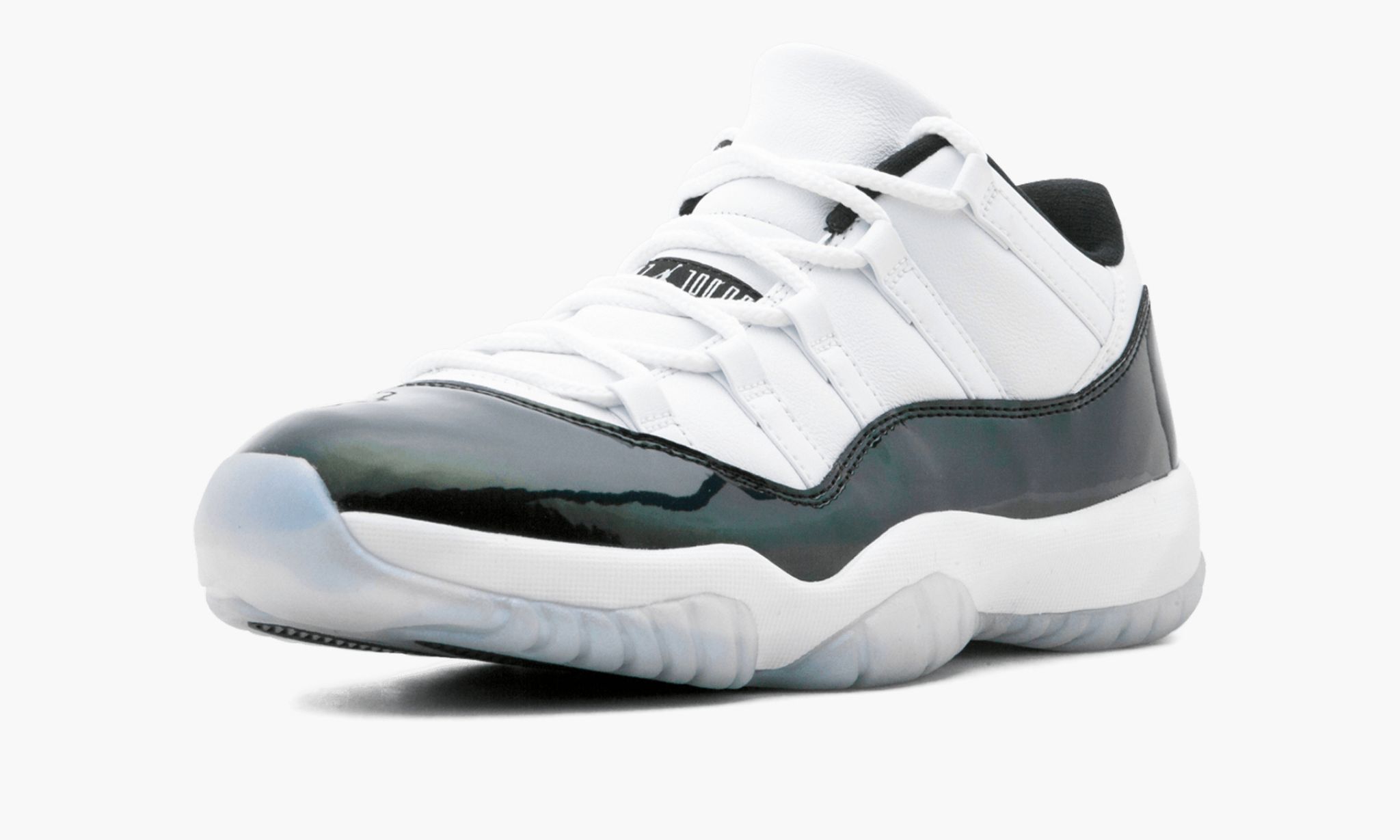 air-jordan-11-retro-low-_26_238220easter-emerald_26_238221-6993-uxbln.jpg