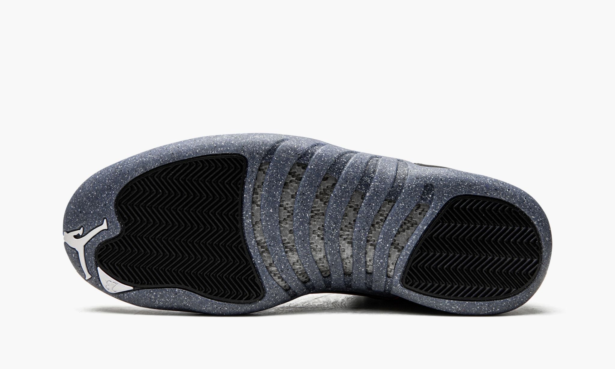air-jordan-12-retro-_26_238220utility_26_238221-4887-gx4hl.jpg