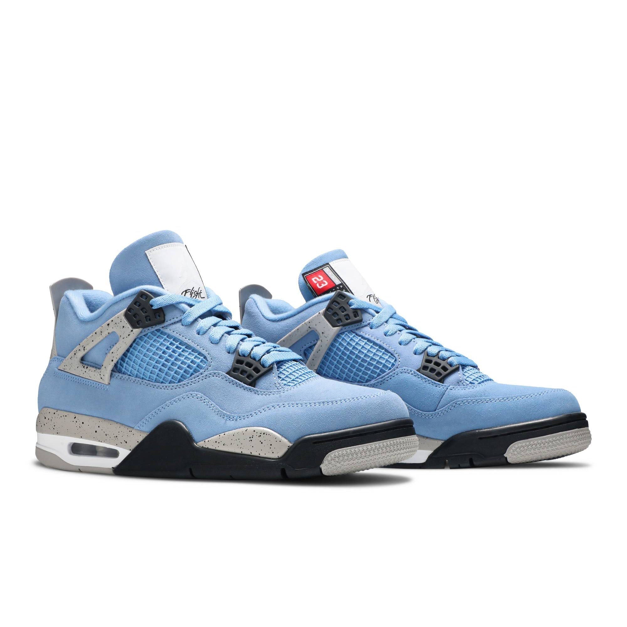 air-jordan-4-retro-_26_238216university-blue_26_238217-ct8527-400-8142-zkcrw.jpg