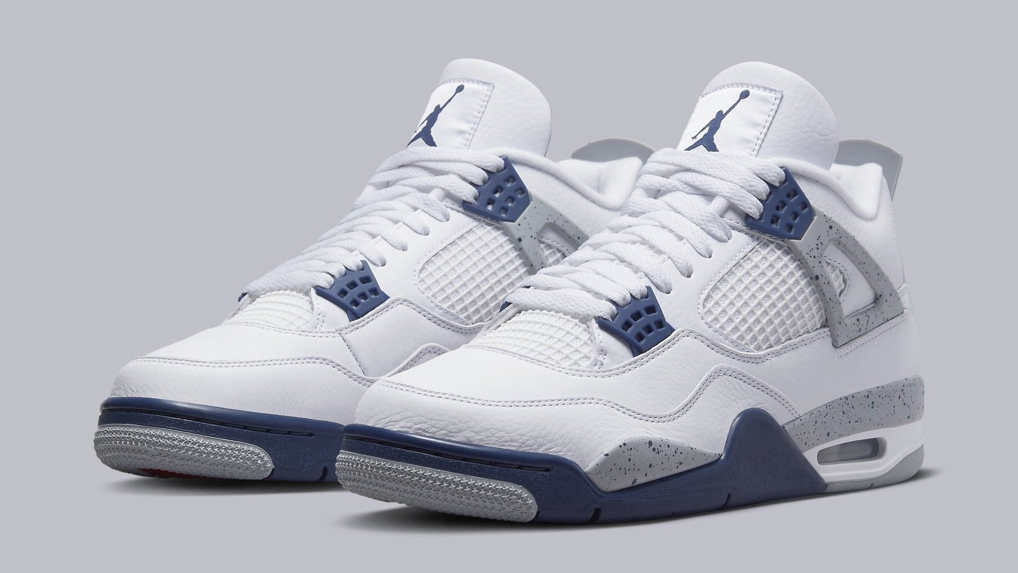 air-jordan-4-retro-white-midnight-navy-3487-yfek2.jpg