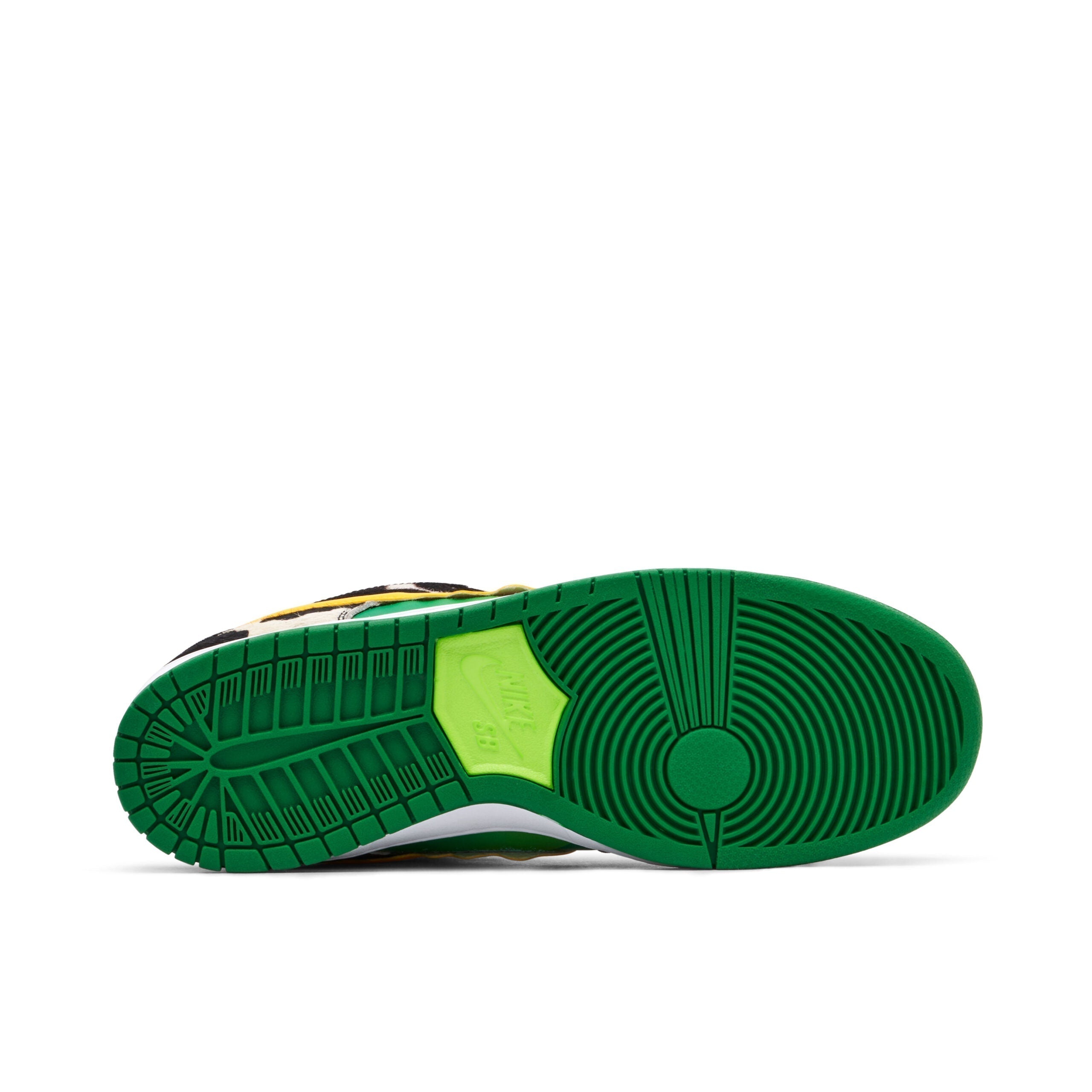 ben-_26amp-jerry_E2_80_99s-x-nike-sb-chunky-dunky-3993-hsrwy.jpg
