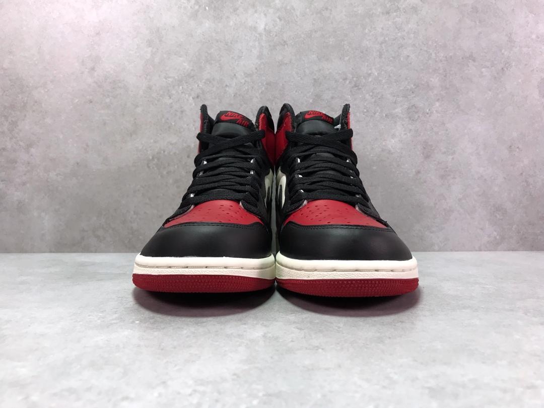 db311ab7-Jordan1RetroHighBredToe_8_aa080f82-1a31-4d12-856e-63cb7adfff63.jpg