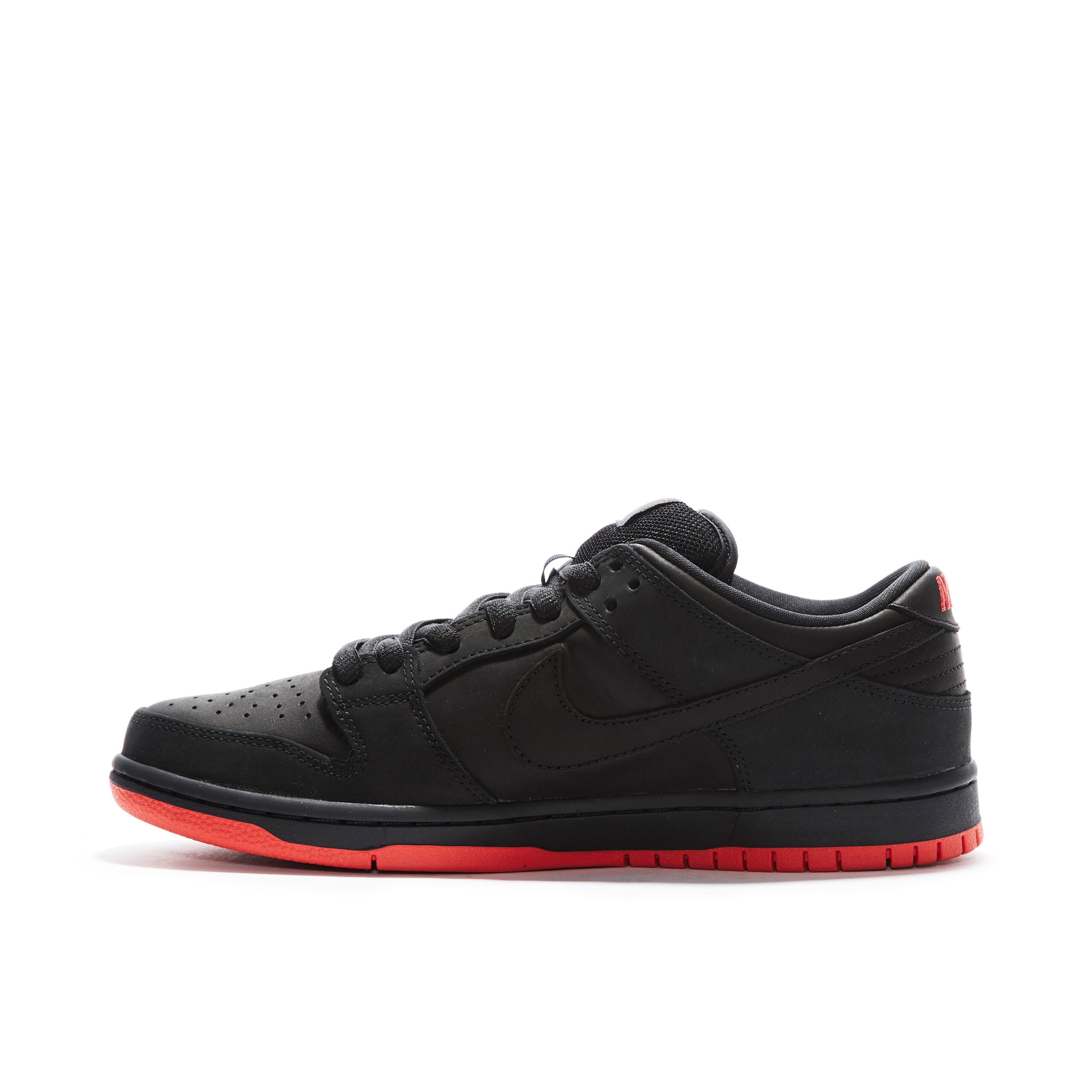dunk-low-pro-sb-black-pigeon-x-jeff-staple-1978-q4psb.jpg