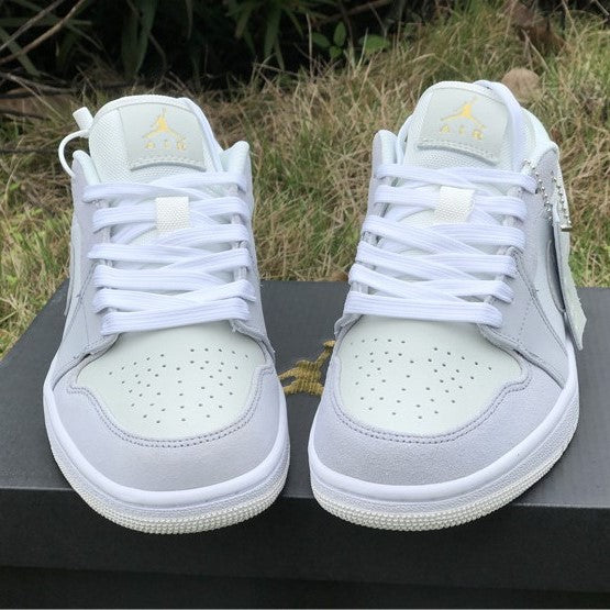 f6d3fb15-AJ1LowParis6.jpg