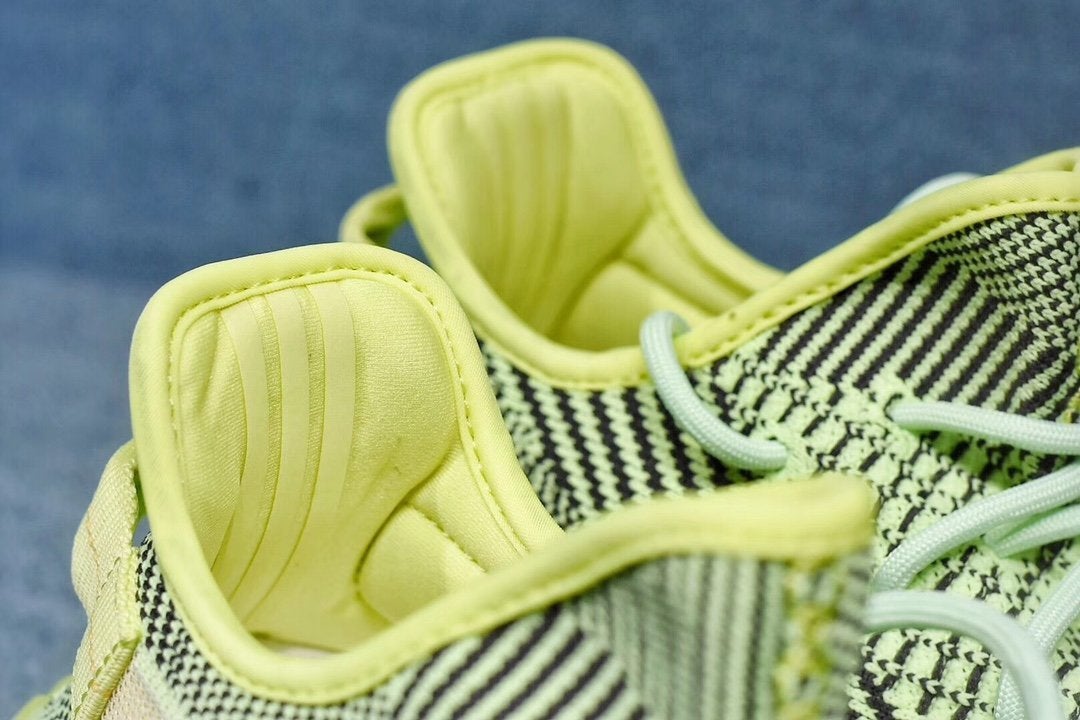 fb190ed1-adidasYeezyBoost350V2Yeezreel_Non-Reflective_15_1d3367b9-e84b-42e5-9342-4c05ab5386bd.jpg