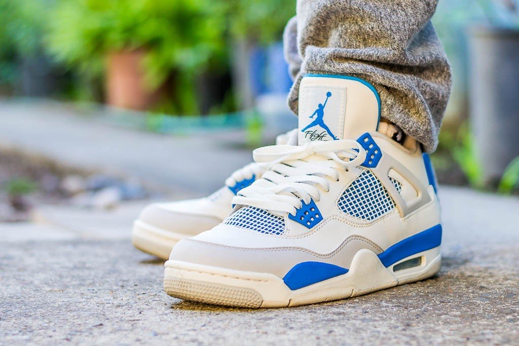 jordan-4-retro-golf-military-blue-9650-mdaeo.jpg