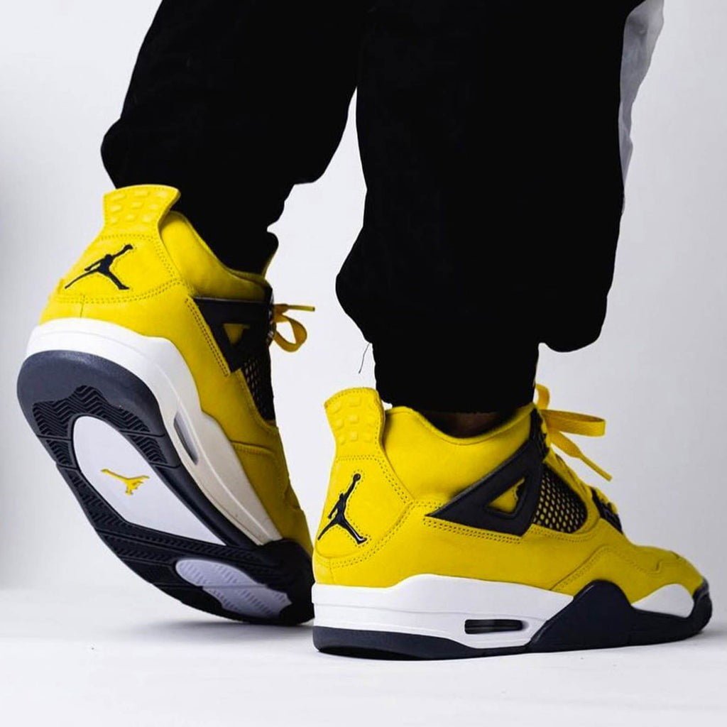 jordan-4-retro-lightning-_2021_-_gs_-7251-7cdyk.jpg