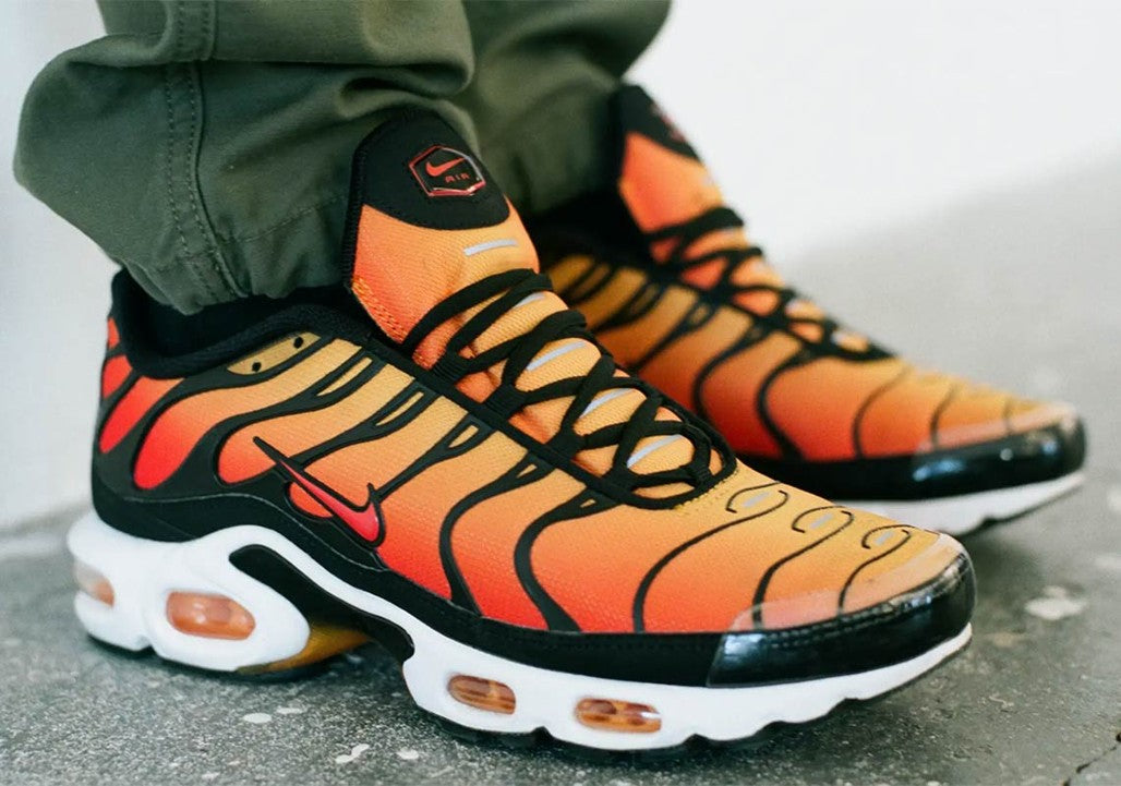 nike-air-max-plus-og-sunset-1408-kkmjv.jpg