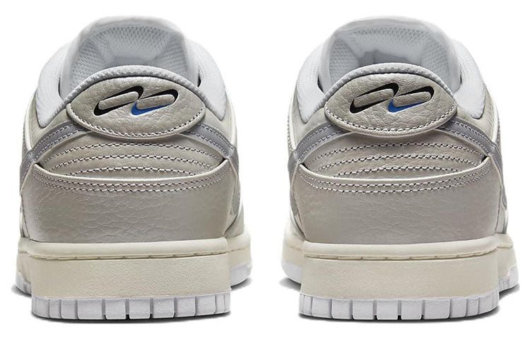 nike-dunk-low-metallic-silver-9753-hcwuo.jpg