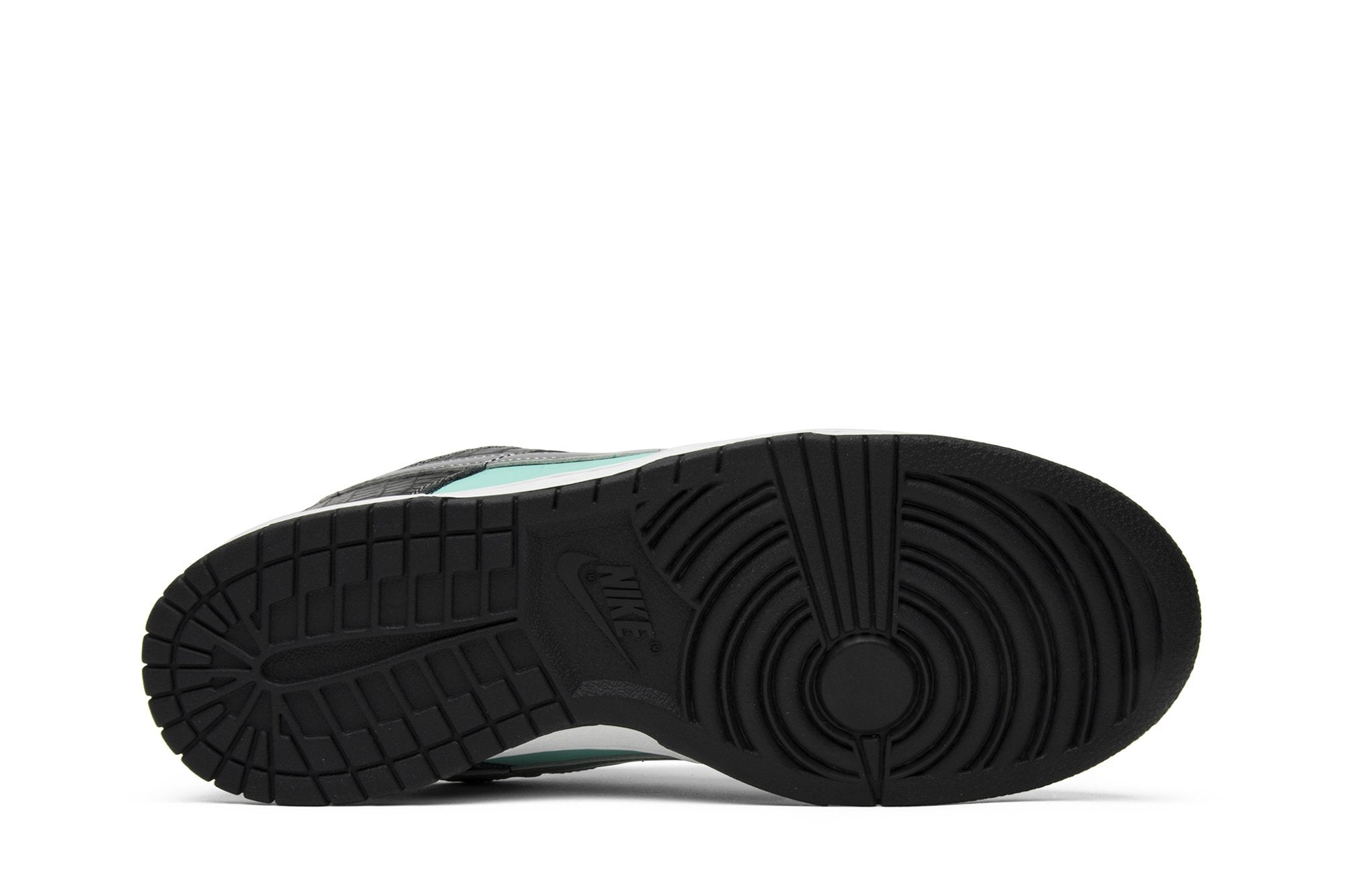 nike-dunk-low-pro-sb-x-diamond-supply-co.-tiffany-3373-jcgtm.jpg