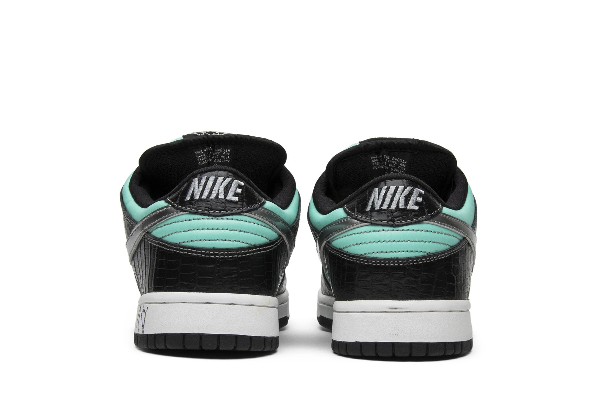 nike-dunk-low-pro-sb-x-diamond-supply-co.-tiffany-4768-eedcp.jpg