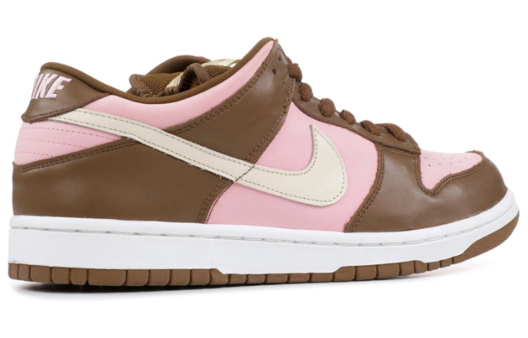 nike-dunk-low-pro-sb-x-stussy-cherry-9414-oftvr.jpg