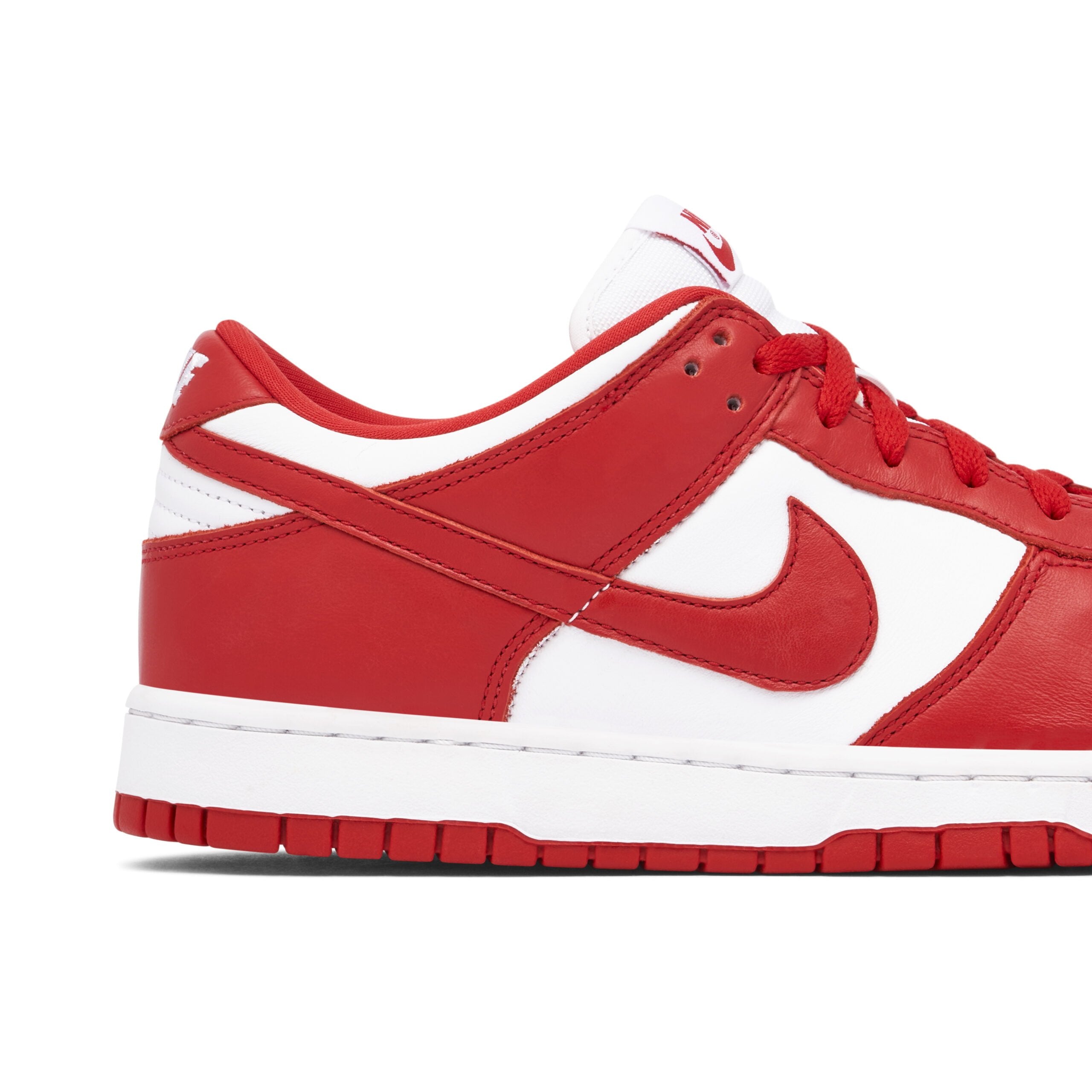 nike-dunk-low-sp-university-red-6351-dwut0.jpg