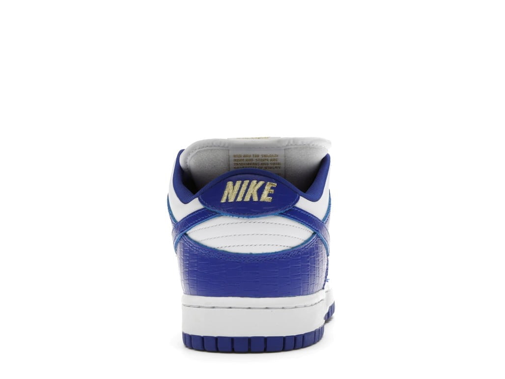 nike-sb-dunk-low-supreme-stars-hyper-royal-_2021_-3825-jqz9k.jpg