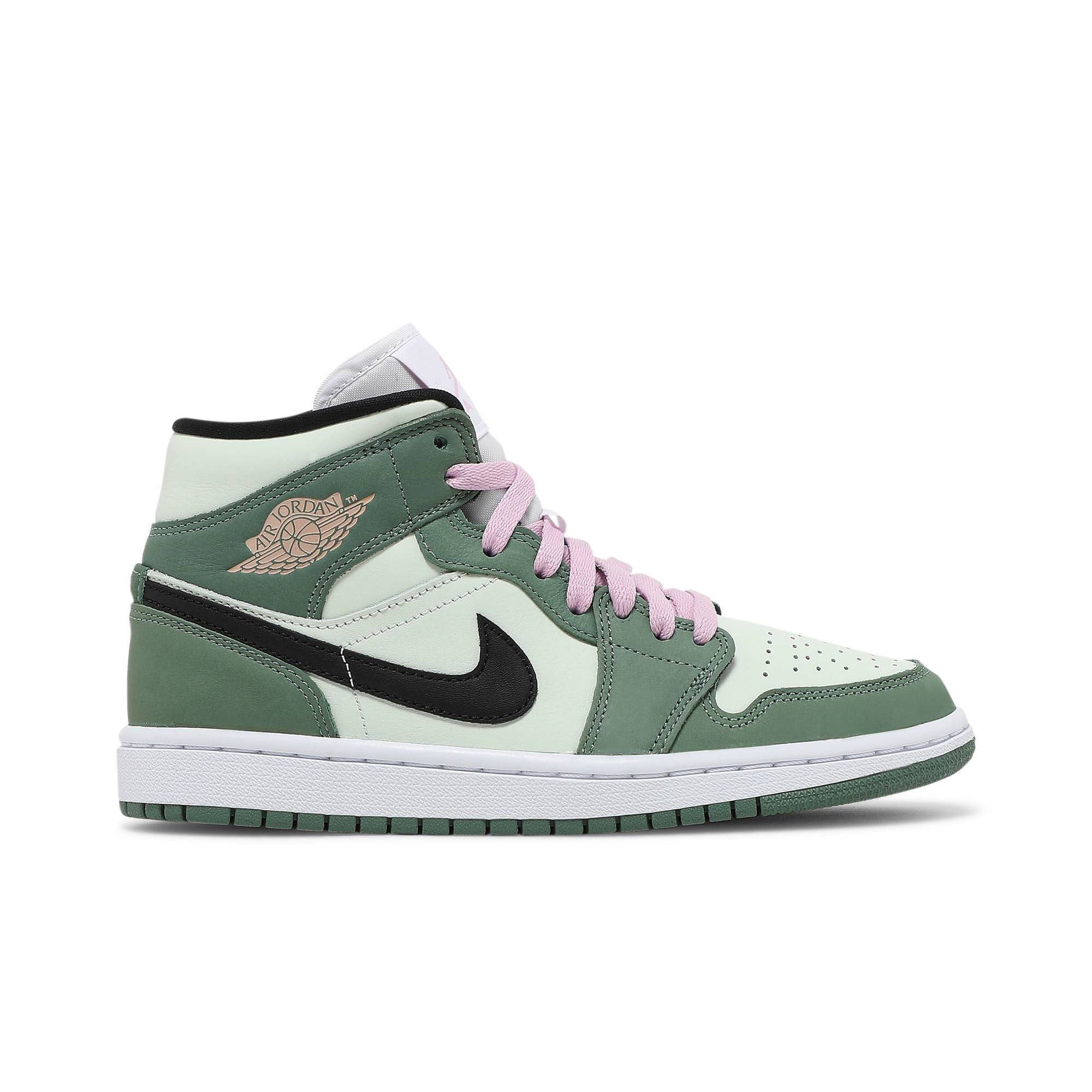 Wmns Air Jordan 1 Mid SE ‘Dutch Green’ CZ0774-300 Shoes Sneakers