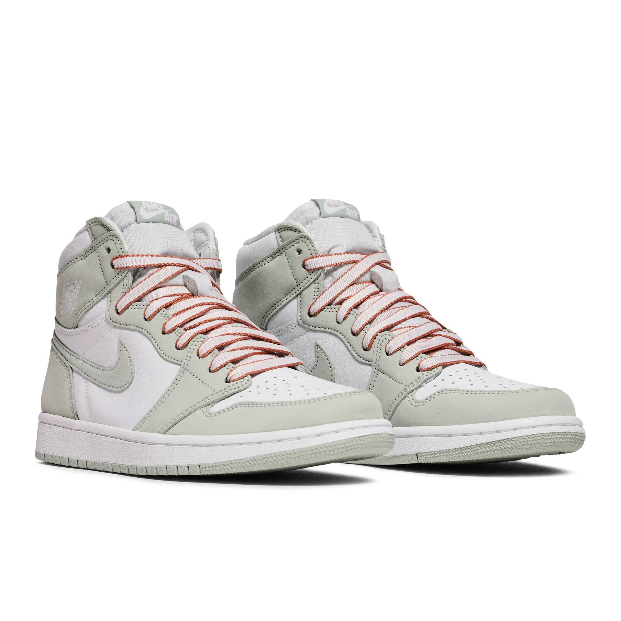 wmns-air-jordan-1-retro-high-og-_26_238216seafoam_26_238217-cd0461-002-1082-uzbta.jpg