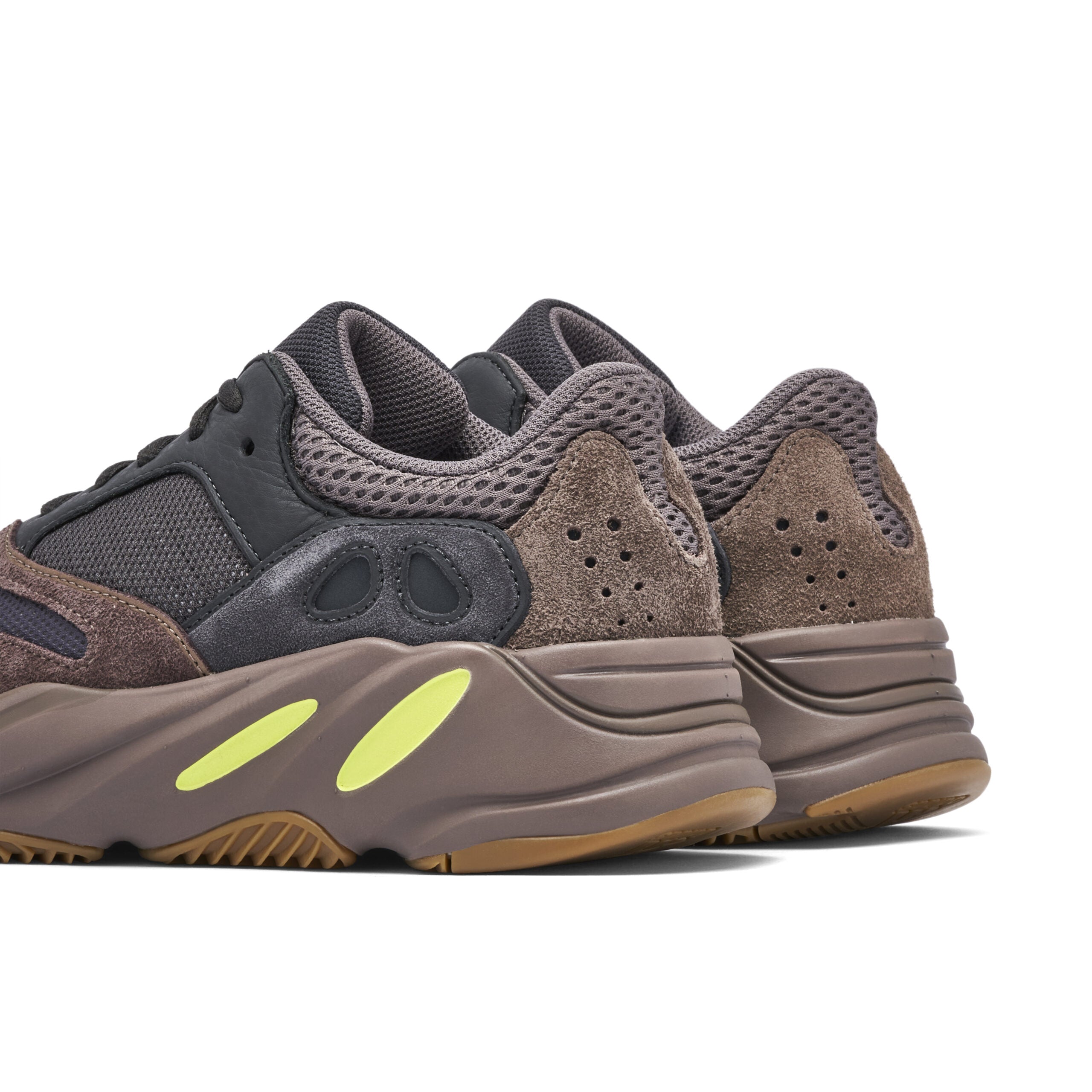 yeezy-boost-700-mauve-1342-annrf.jpg