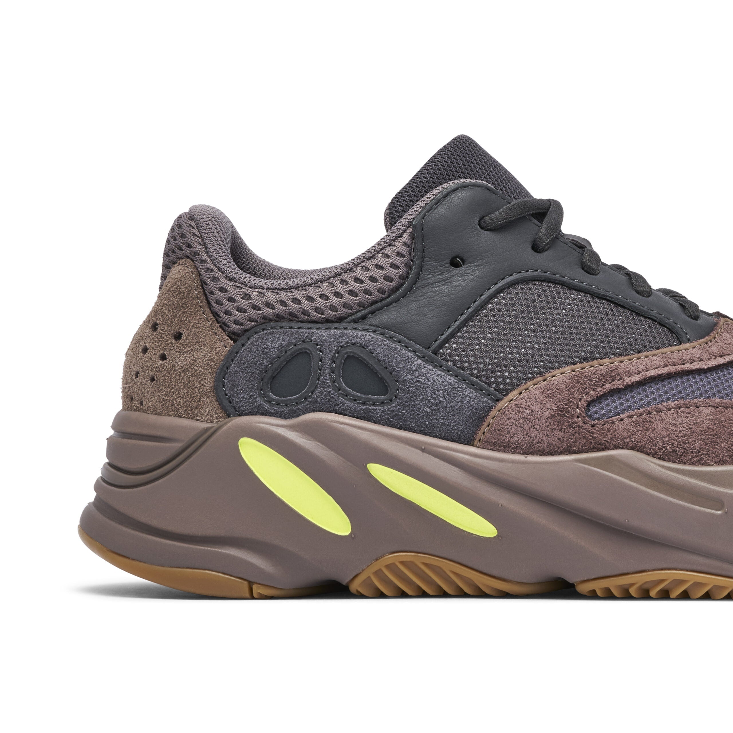 yeezy-boost-700-mauve-5729-yojfs.jpg