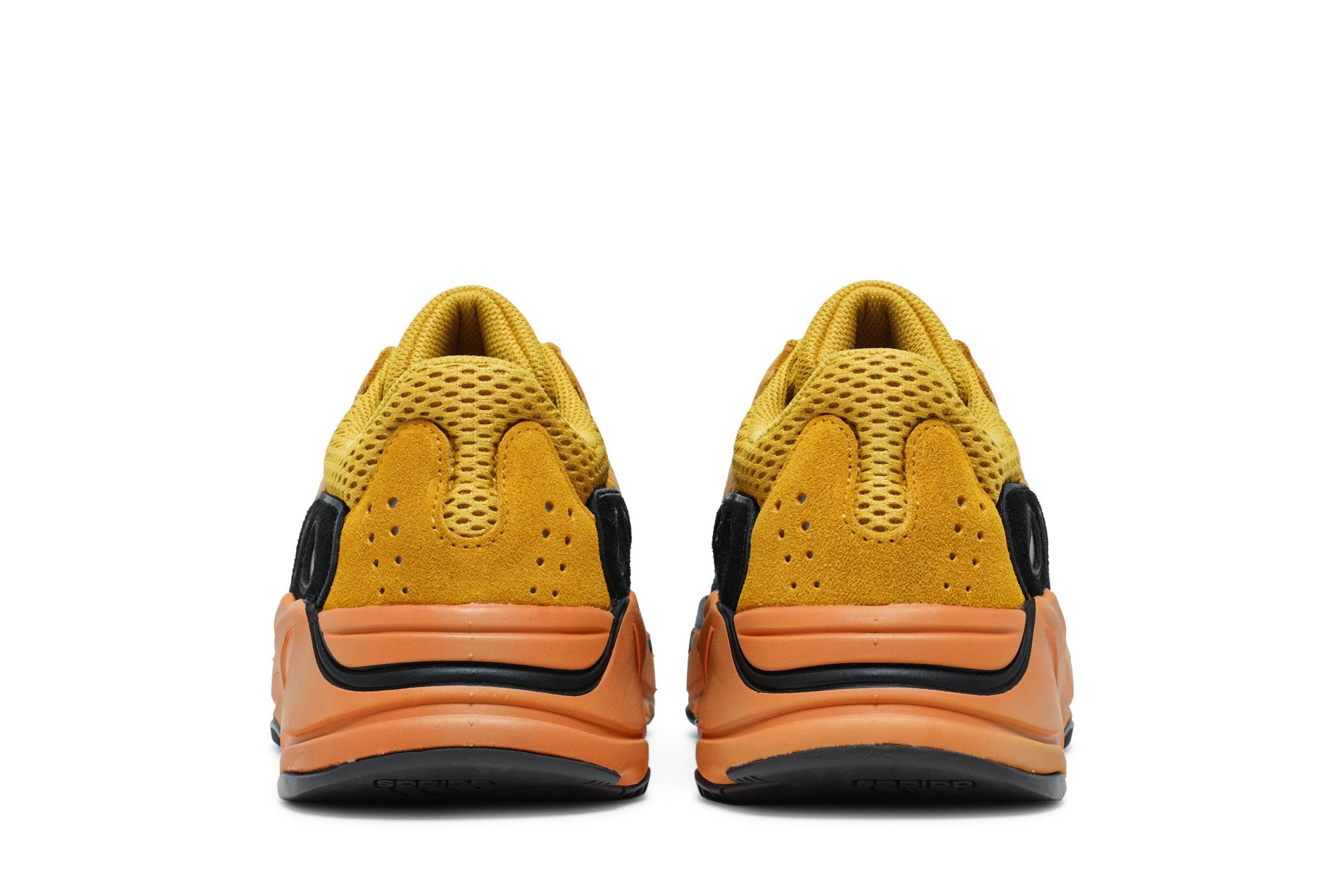 yeezy-boost-700-sun-7627-lpakx.jpg